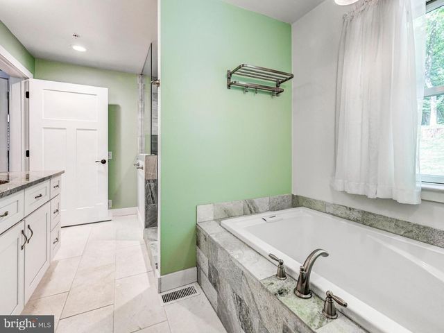 13 BURWOOD CT, Lutherville Timonium, MD 21093