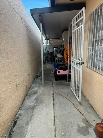 255 NW 27TH Court, Miami, FL 33125