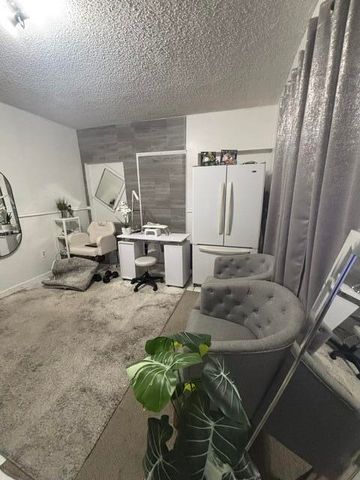 255 NW 27TH Court, Miami, FL 33125