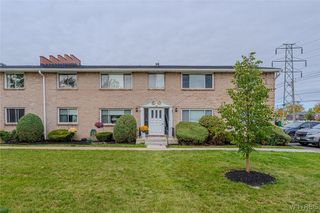 135 Old Lyme Drive 4, Amherst, NY 14221