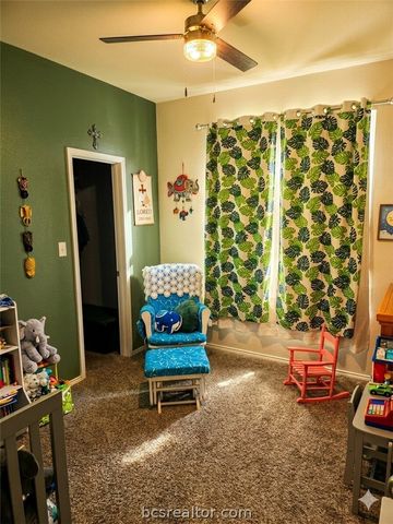 802 Mockingbird Street, Navasota, TX 77868
