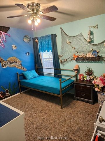 802 Mockingbird Street, Navasota, TX 77868
