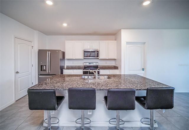 1731 SETTER AVENUE, St Cloud, FL 34771