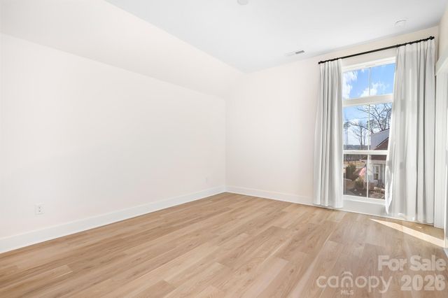 4326 Morning Mist Drive, Sherrills Ford, NC 28673