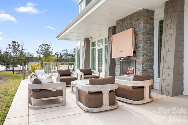 4326 Morning Mist Drive, Sherrills Ford, NC 28673