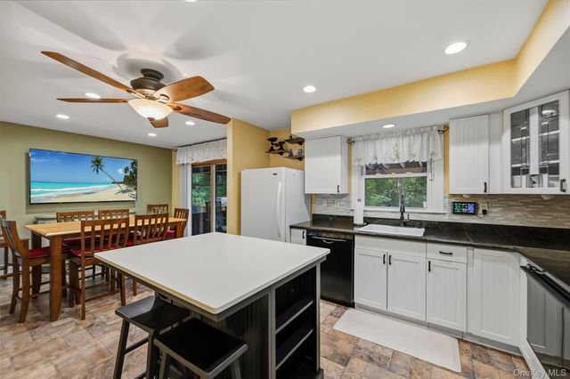 64 Forest Glen Road, Valley Cottage, NY 10989