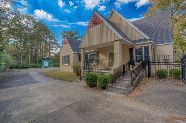 3421 N Market Street, Shreveport, LA 71107