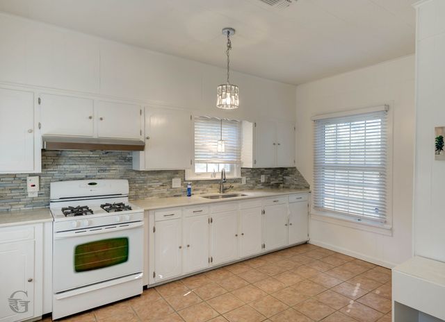 3421 N Market Street, Shreveport, LA 71107