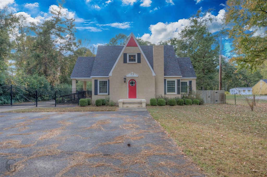 3421 N Market Street, Shreveport, LA 71107