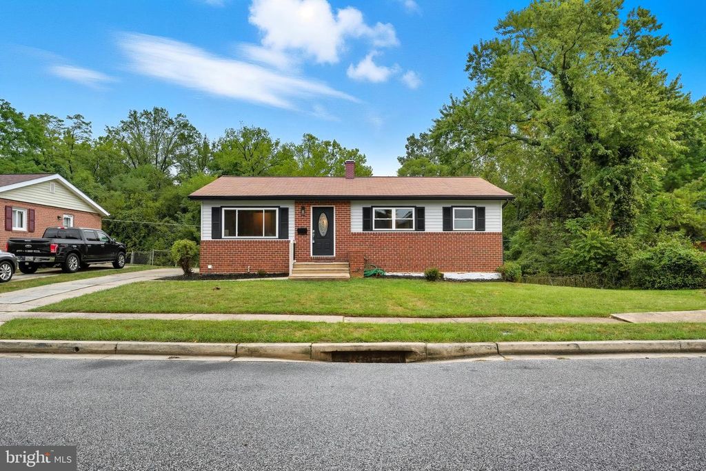 6800 FOX MEADOW RD, Baltimore, MD 21207