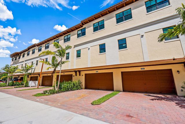 5260 Beckman Terrace, Palm Beach Gardens, FL 33418