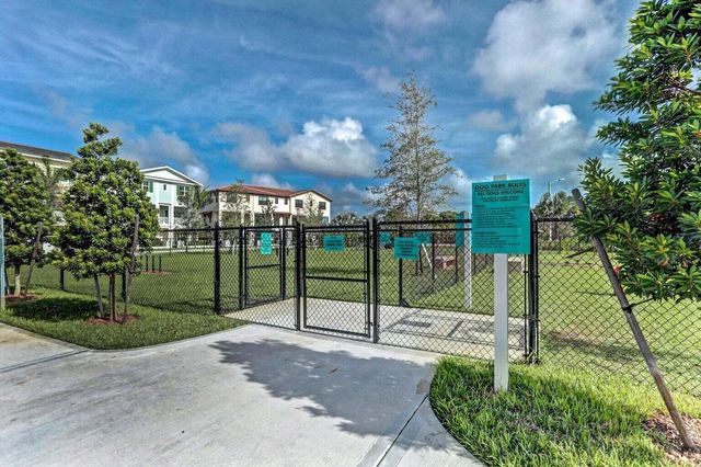 5260 Beckman Terrace, Palm Beach Gardens, FL 33418