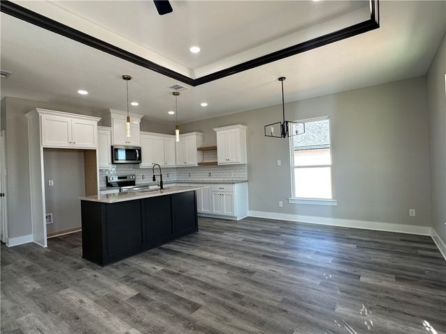 1514 Dansby Street, Bryan, TX 77803