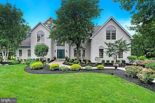 14 CANADAY CT, Belle Mead, NJ 08502