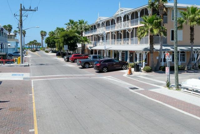 106 S 11TH, Bradenton Beach, FL 34217