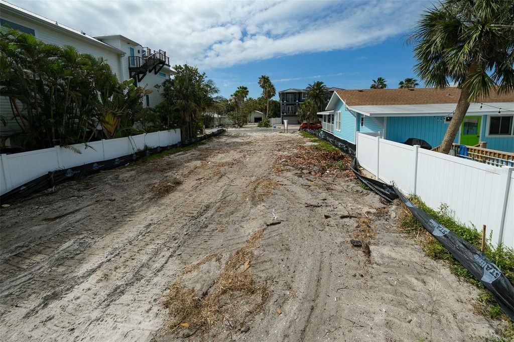 106 S 11TH, BRADENTON BEACH, FL 34217 — photo 3