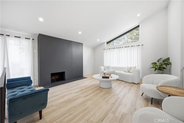 10414 Andora Avenue, Chatsworth, CA 91311