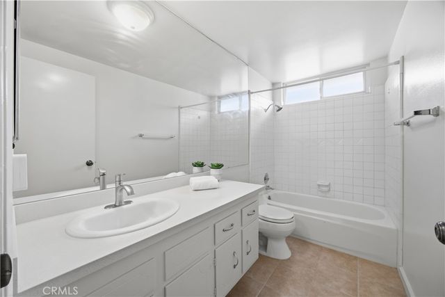 10414 Andora Avenue, Chatsworth, CA 91311