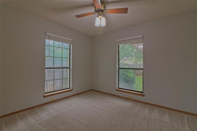 400 DEEPWOOD DR, Georgetown, TX 78628