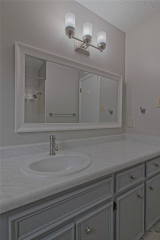 400 DEEPWOOD DR, Georgetown, TX 78628