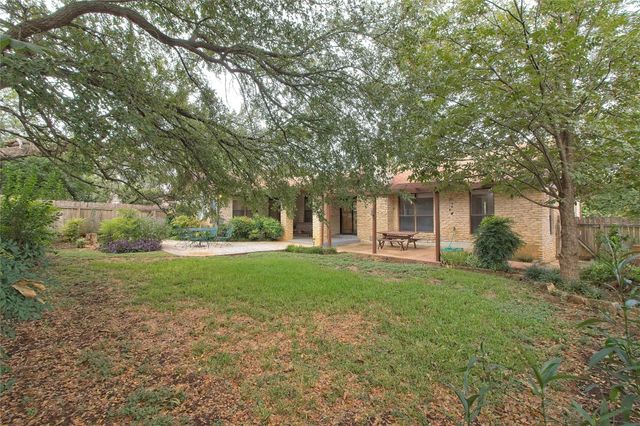 400 DEEPWOOD DR, Georgetown, TX 78628