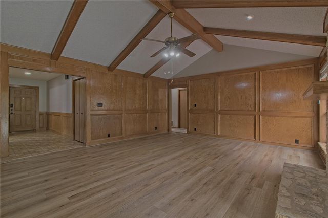 400 DEEPWOOD DR, Georgetown, TX 78628