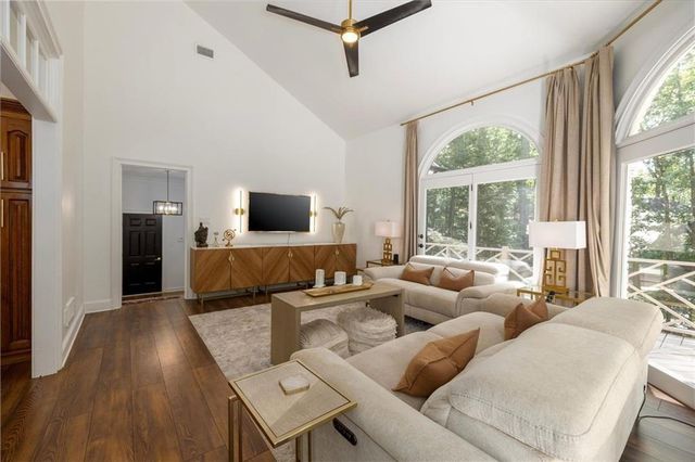 5585 Silver Ridge Drive, Smoke Rise, GA 30087