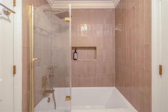 5585 Silver Ridge Drive, Smoke Rise, GA 30087
