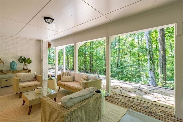 5585 Silver Ridge Drive, Smoke Rise, GA 30087