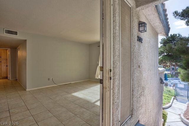 3128 Tarpon Drive 202, Las Vegas, NV 89120