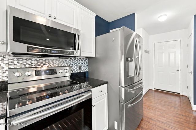 1004 Bally Bunion Lane, Burgaw, NC 28425