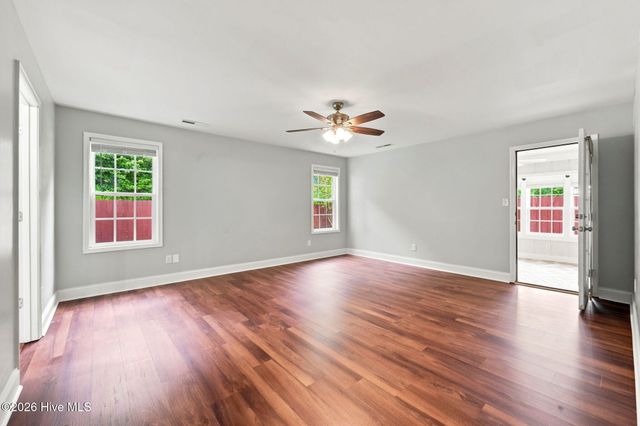 1004 Bally Bunion Lane, Burgaw, NC 28425