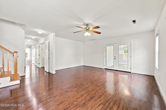 1004 Bally Bunion Lane, Burgaw, NC 28425