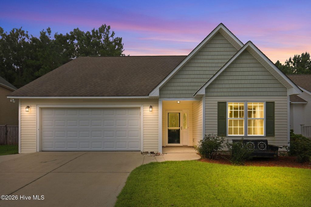 1004 Bally Bunion Lane, Burgaw, NC 28425