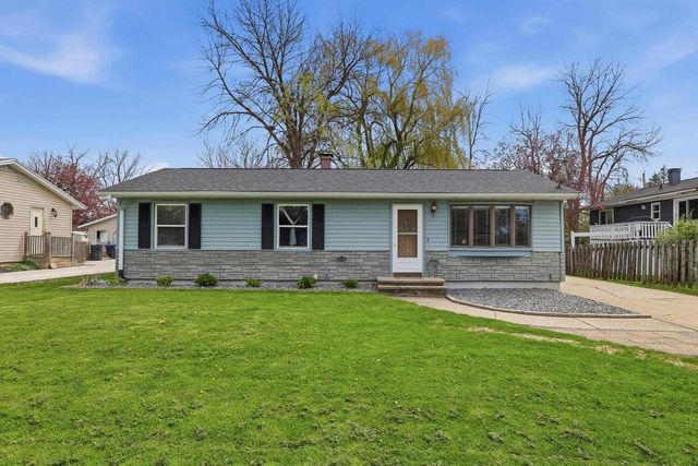 417 S 3RD STREET, Winneconne, WI 54986
