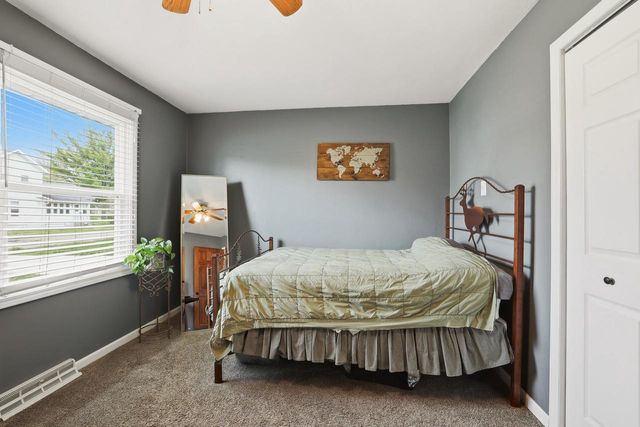 417 S 3RD STREET, Winneconne, WI 54986