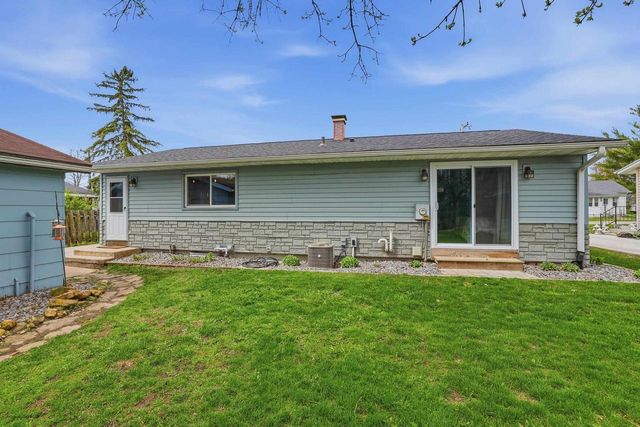417 S 3RD STREET, Winneconne, WI 54986