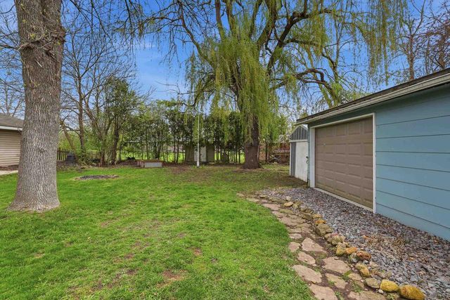417 S 3RD STREET, Winneconne, WI 54986