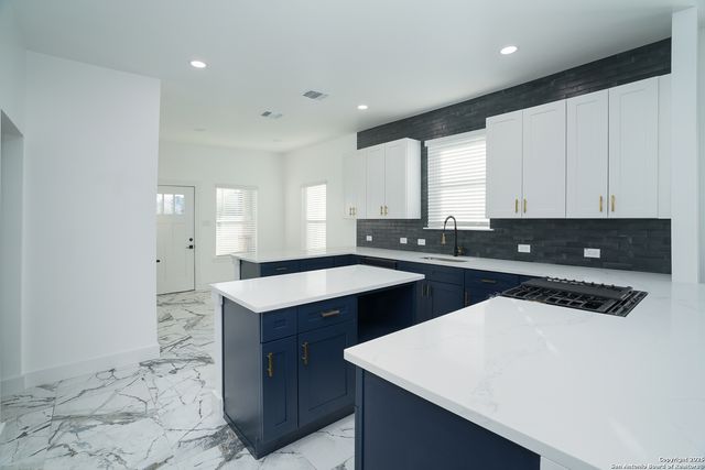 1222 Hays, San Antonio, TX 78202