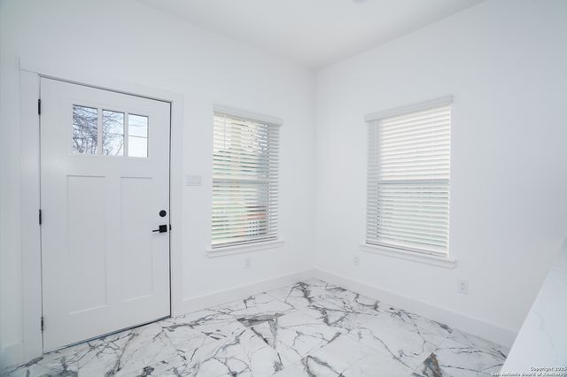 1222 Hays, San Antonio, TX 78202