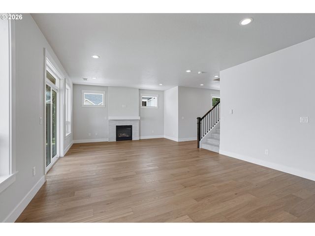 13945 Se Piper Cub Way, Milwaukie, OR 97267