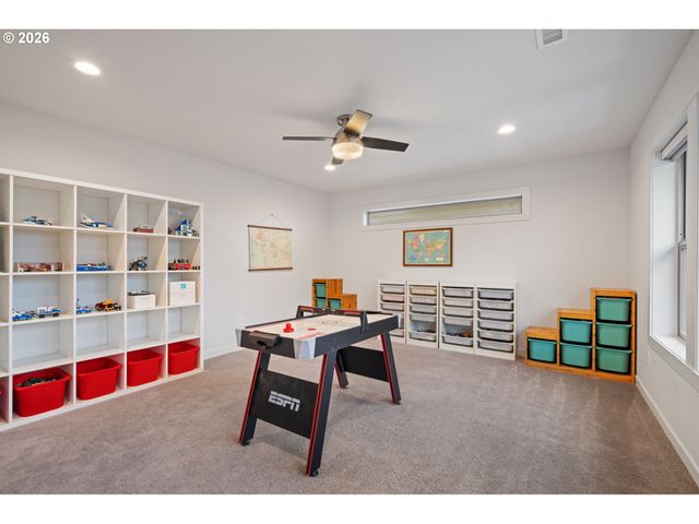 936 S 50TH Ct, Ridgefield, WA 98642