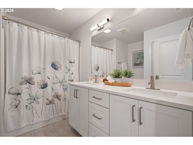 936 S 50TH Ct, Ridgefield, WA 98642