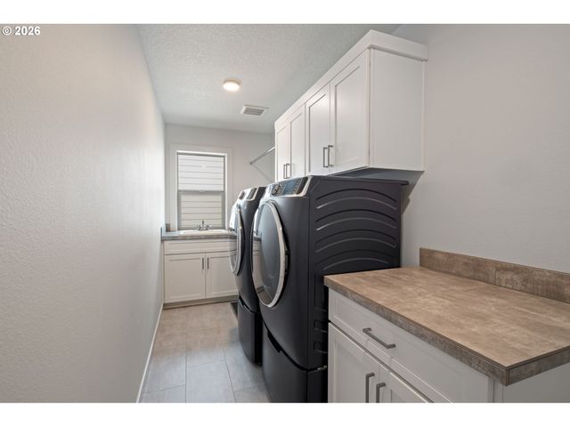 936 S 50TH Ct, Ridgefield, WA 98642