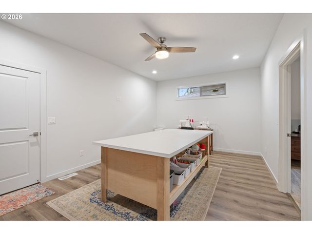 936 S 50TH Ct, Ridgefield, WA 98642