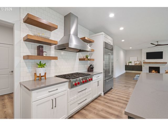 936 S 50TH Ct, Ridgefield, WA 98642