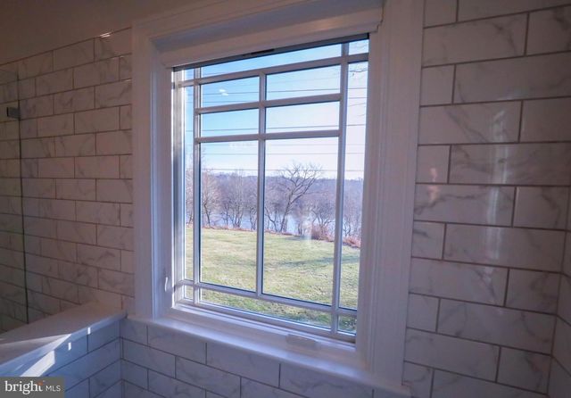 102 WATERVIEW, Eagleville, PA 19403