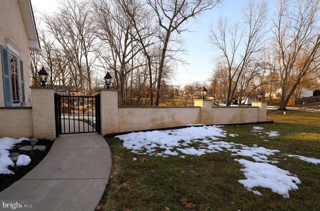 102 WATERVIEW, Eagleville, PA 19403