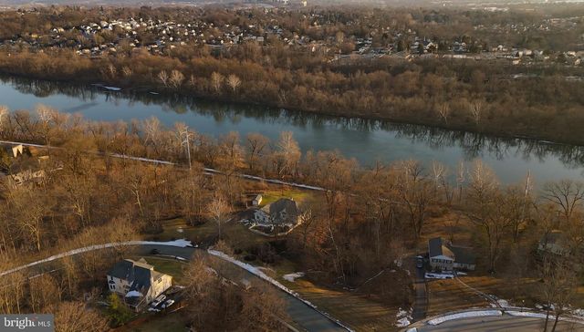 102 WATERVIEW, Eagleville, PA 19403