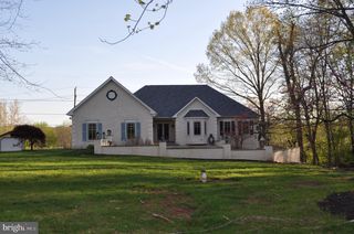 102 WATERVIEW, Eagleville, PA 19403